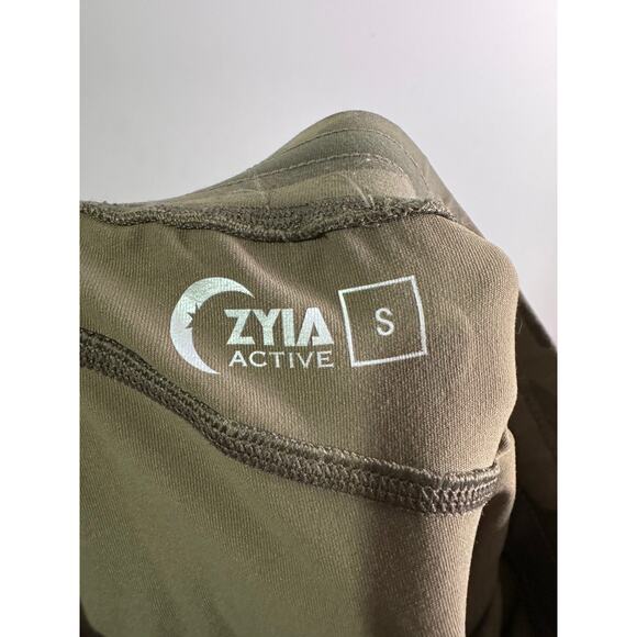 Zyia Active Green Camo Unwind Joggers - Picture 6 of 6